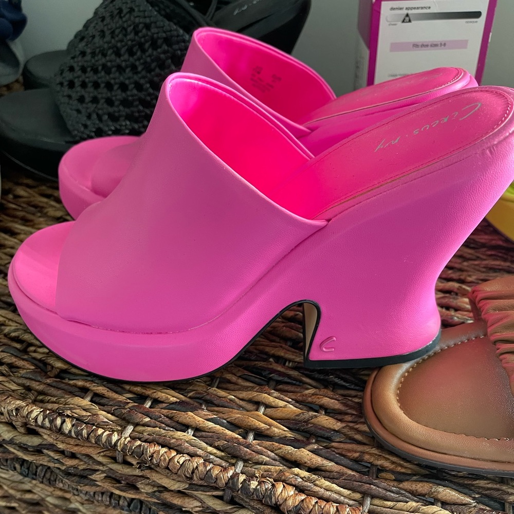 Brand new only tried on. Circus by Sam Edelman wedges